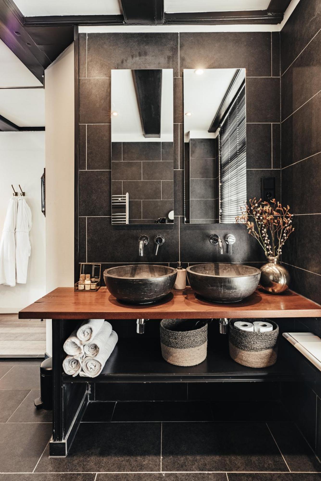 1637: Historic Canal View Suites อัมสเตอร์ดัม ภายนอก รูปภาพ